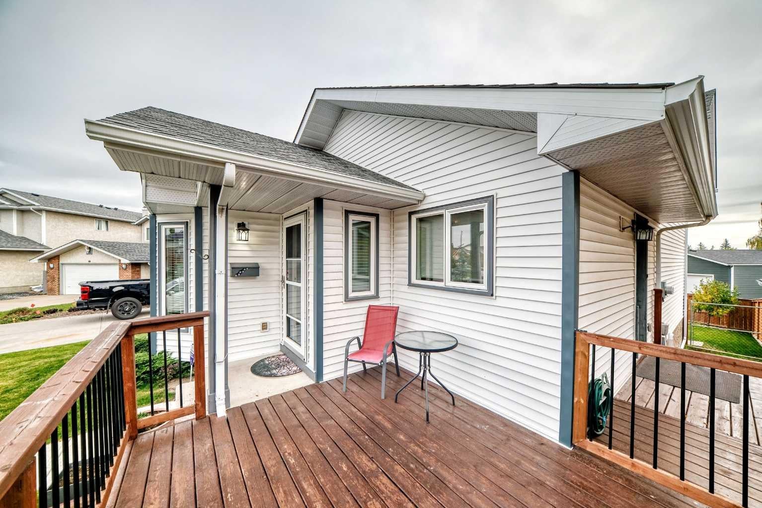 36 Sandpiper Way NW