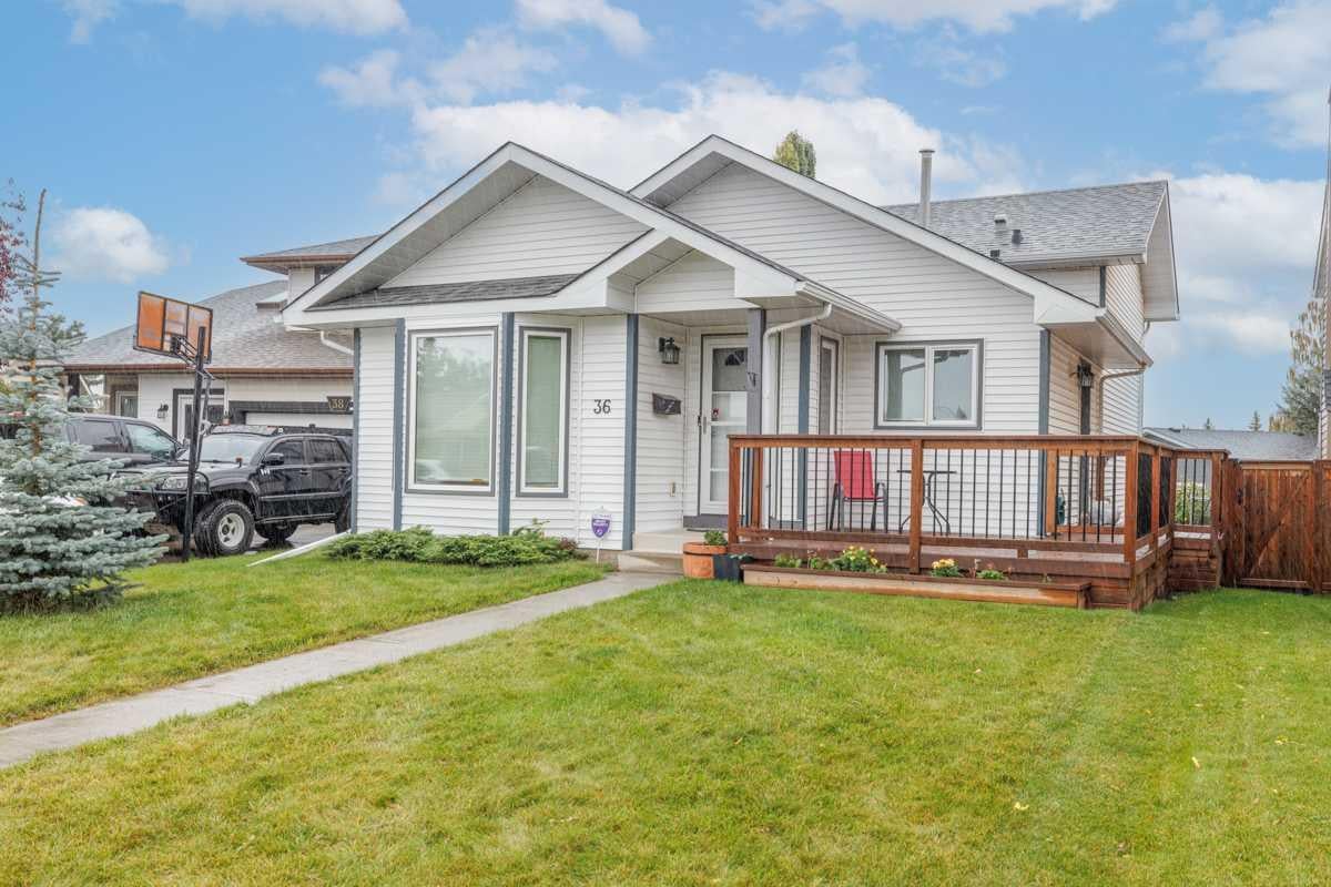 36 Sandpiper Way NW