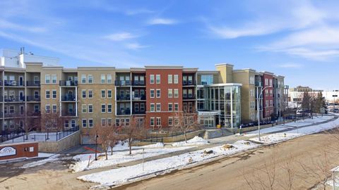 11811 Lake Fraser Drive SE 6309 Calgary AB T2J 7J1