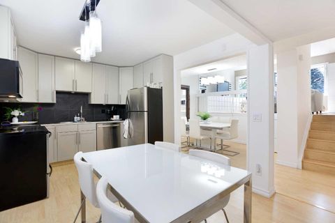 Photo of 354 Brae Glen Road SW, Calgary, AB T2W 1B6 (MLS # A2305477)