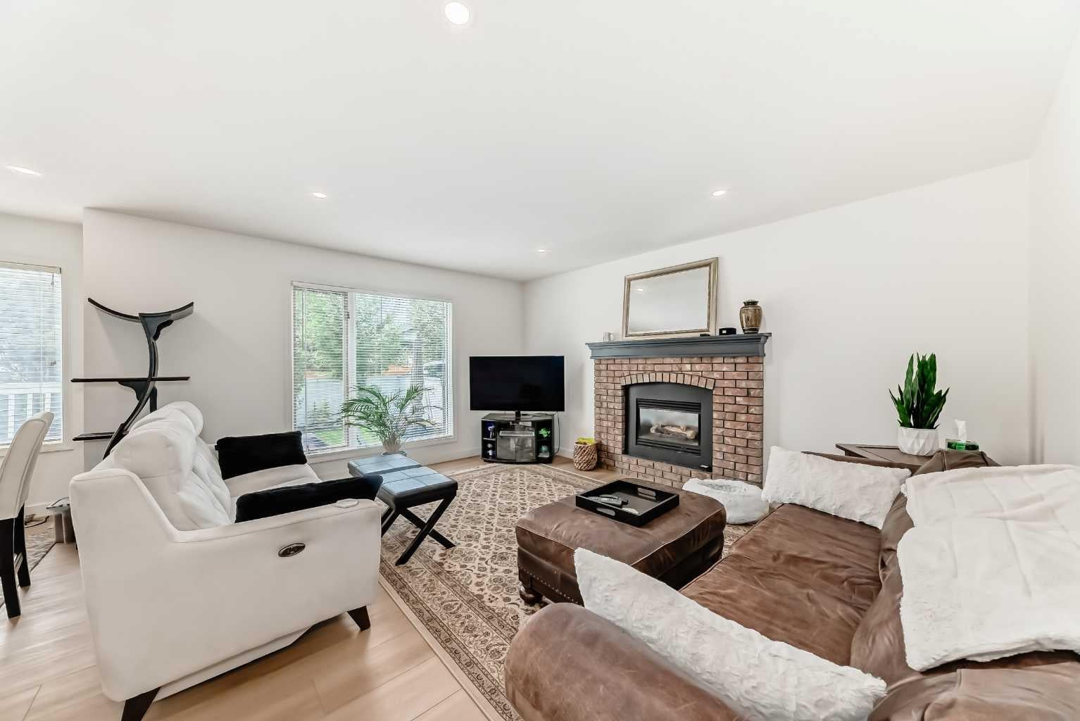 163 Shannon Circle SW