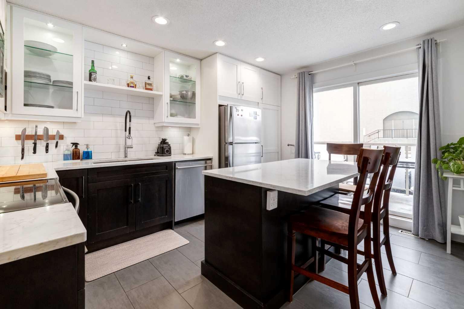 1305 Glenmore Trail SW 104