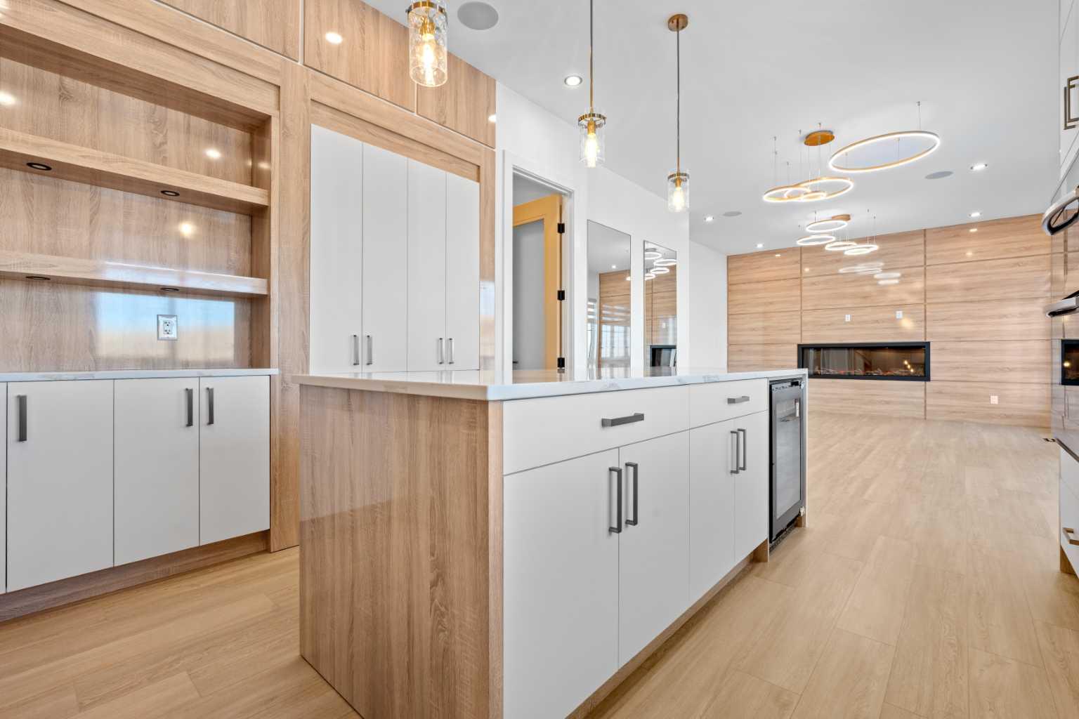 230 Royal Birch View NW