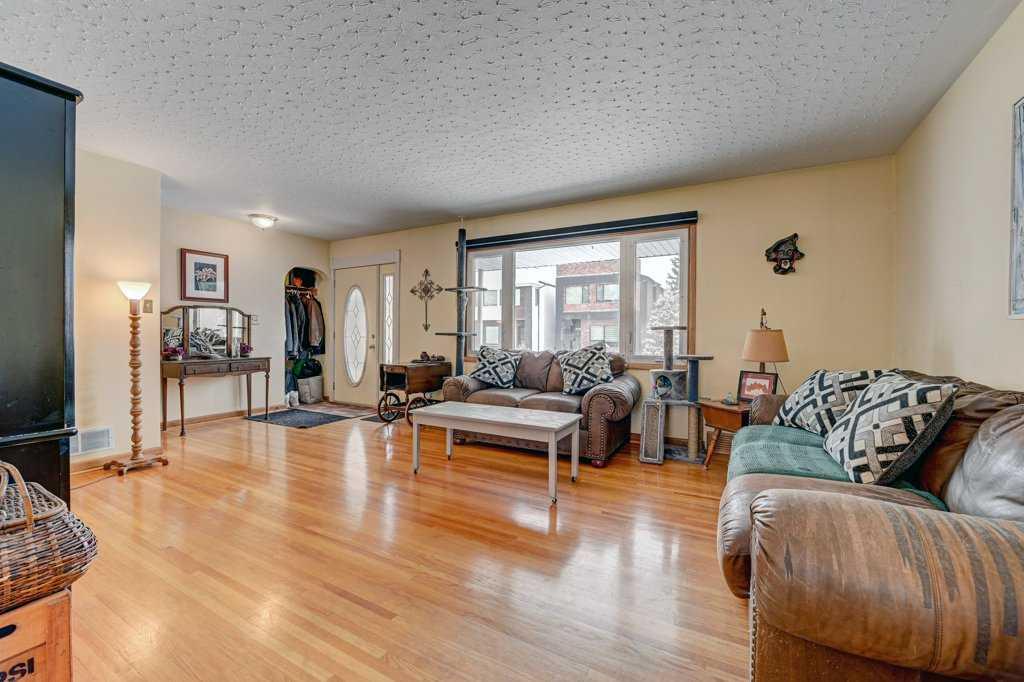 1455 Russell Road NE