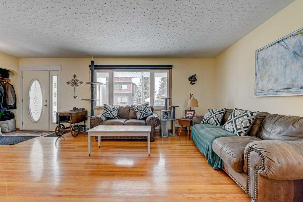 1455 Russell Road NE