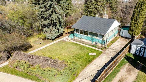 Photo of 4110 52 Street, Red Deer, AB T4N 2B9 (MLS # A2310767)