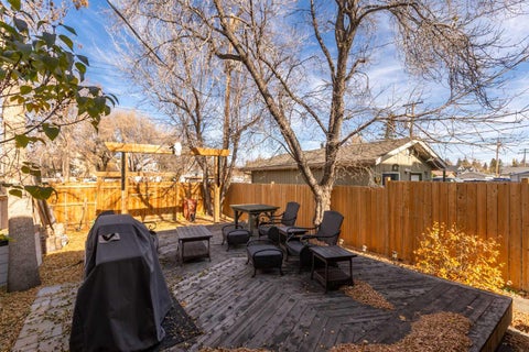 Photo of 16 6 Avenue SE, High River, AB T1V 1G1 (MLS # A2354010)