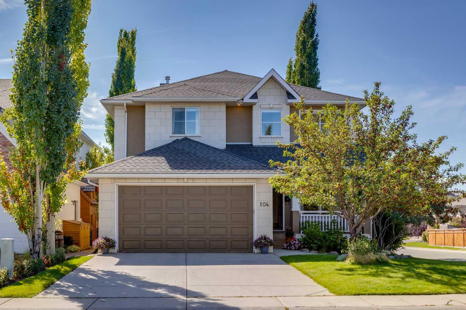 104 Strathridge Place SW