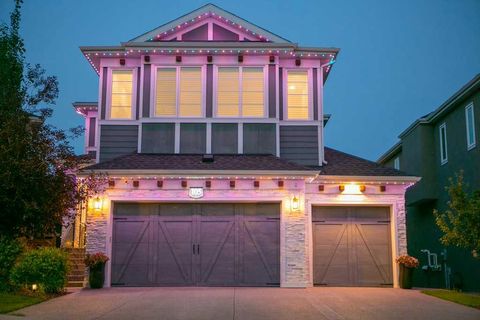 105 Westpoint Way SW Calgary AB T3H 2A5