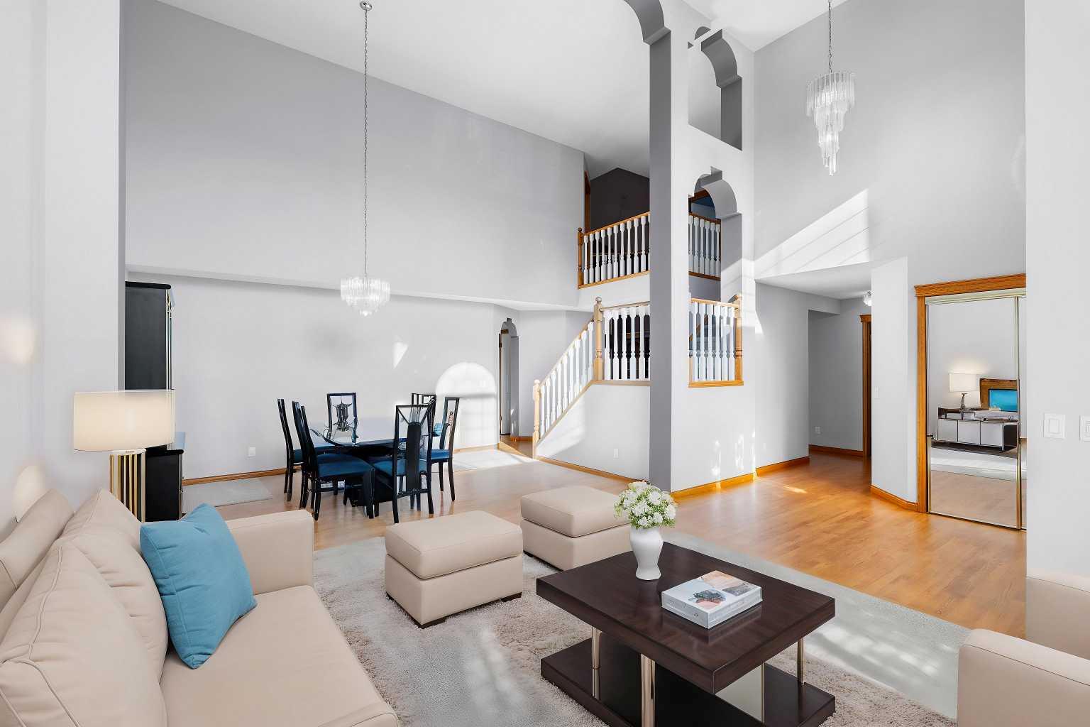 142 Sceptre Close NW