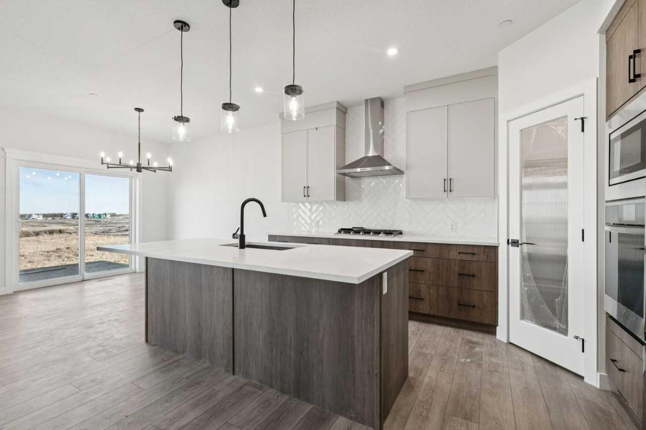 378 Hotchkiss Manor SE