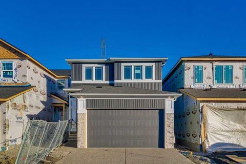 378 Hotchkiss Manor SE Calgary AB T2S 0J9