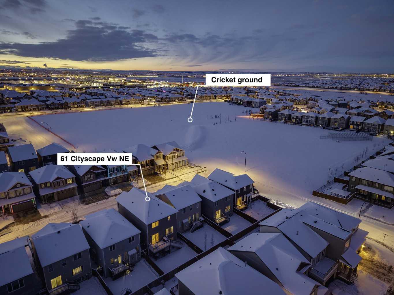 61 Cityscape View NE