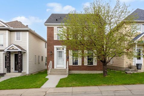Photo of 99 Hidden Crescent NW, Calgary, AB T3A 5L4 (MLS # A2310435)