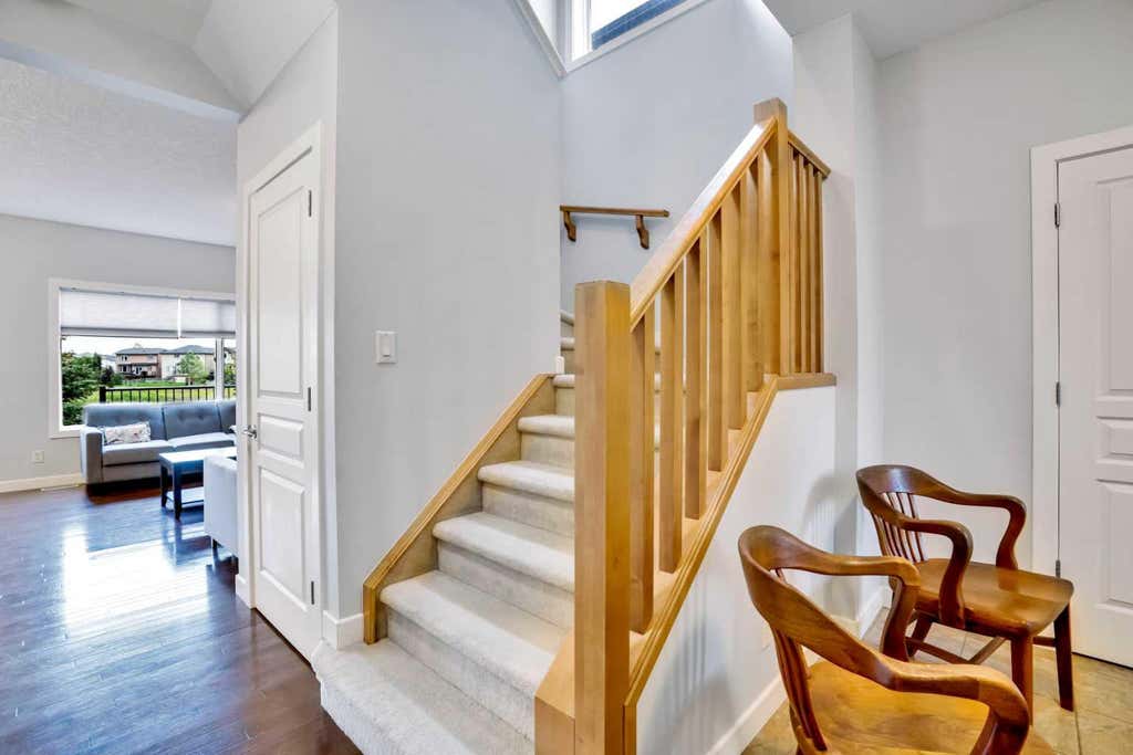 Photo of 1728 Luxstone Drive SW, Airdrie, AB T4B 0H4 (MLS # A2321738)