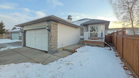 152 Valley Meadow Close NW Calgary AB T3B 5M2