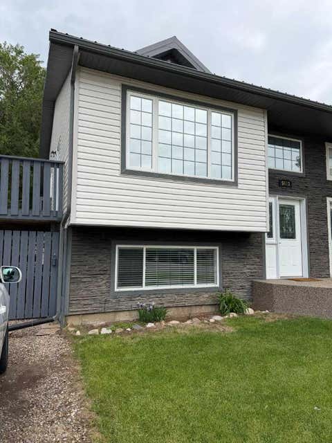 Photo of 5613 52 Street, Taber, AB T1G 1K7 (MLS # A2330676)