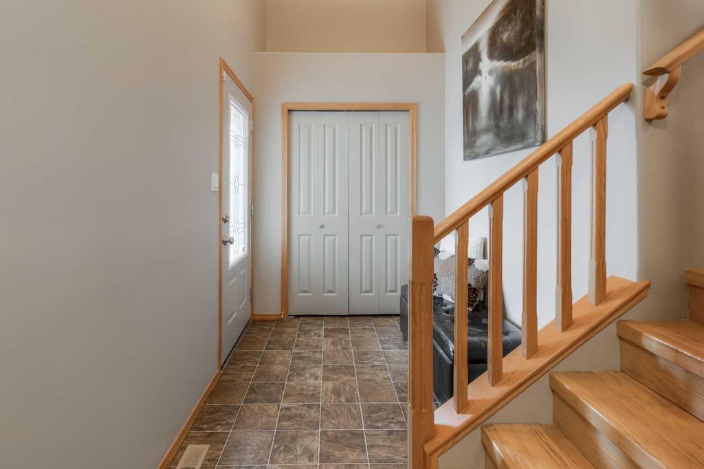 Photo of 38 Riverpark Boulevard W, Lethbridge, AB T1K 7S7 (MLS # A2354934)