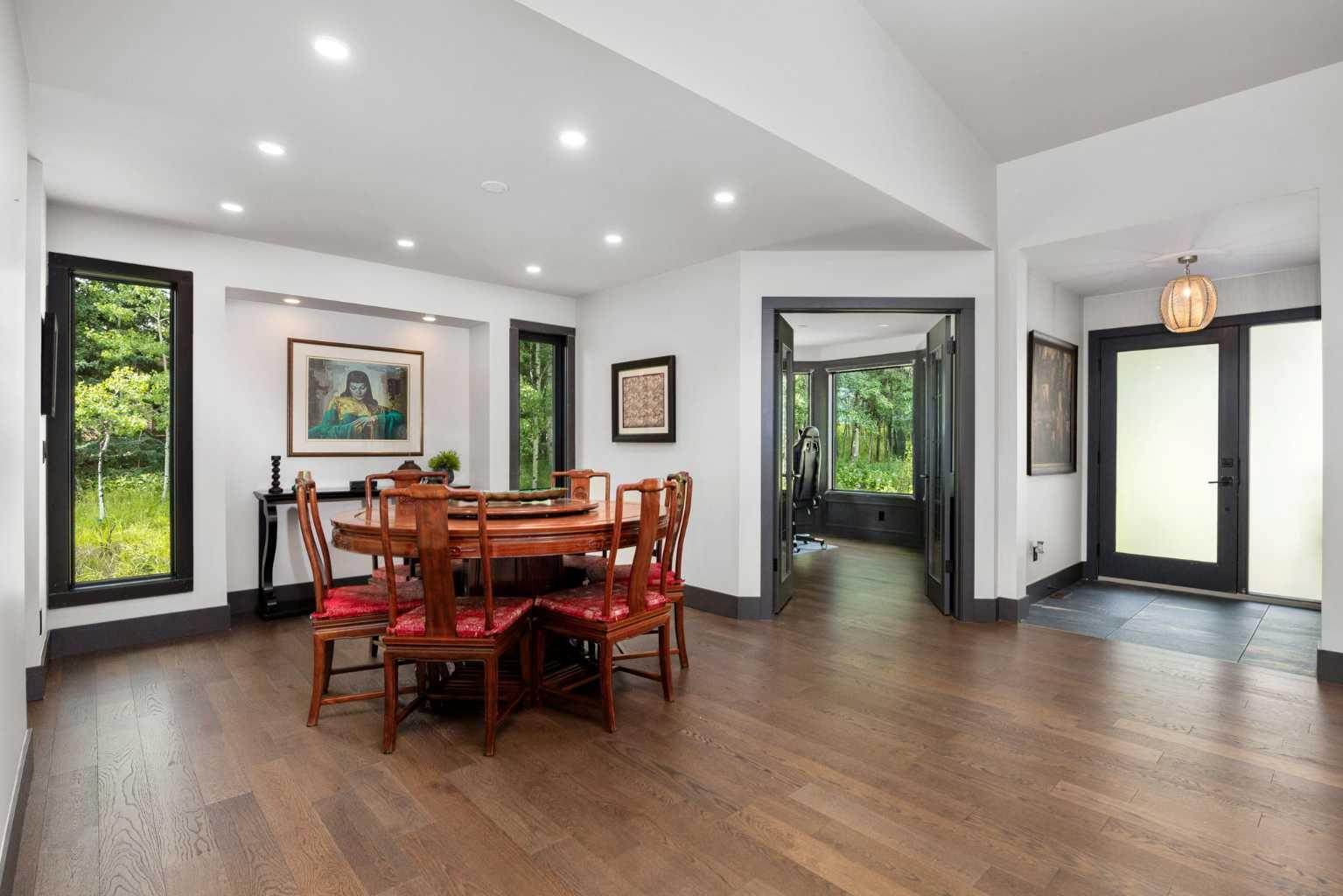 38 Sunrise Way