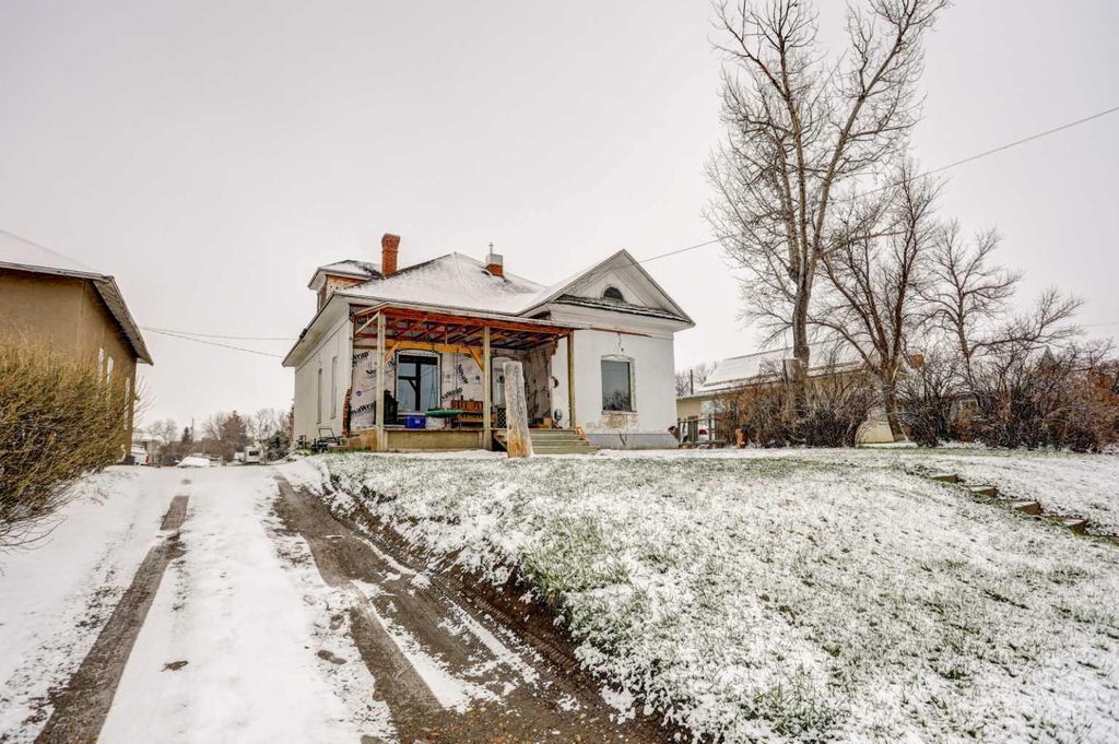 Photo of 162 2 Avenue W, Cardston, AB T0K 0K0 (MLS # A2305358)