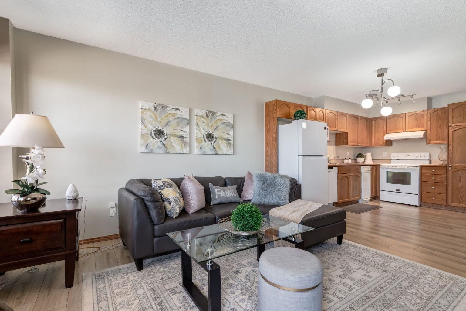 11 Somervale View SW 101