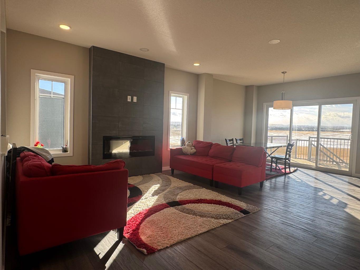 200 Lucas Gardens NW