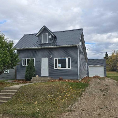 Photo of 4930 48 Street, Sedgewick, AB T0B 4C0 (MLS # A2349323)
