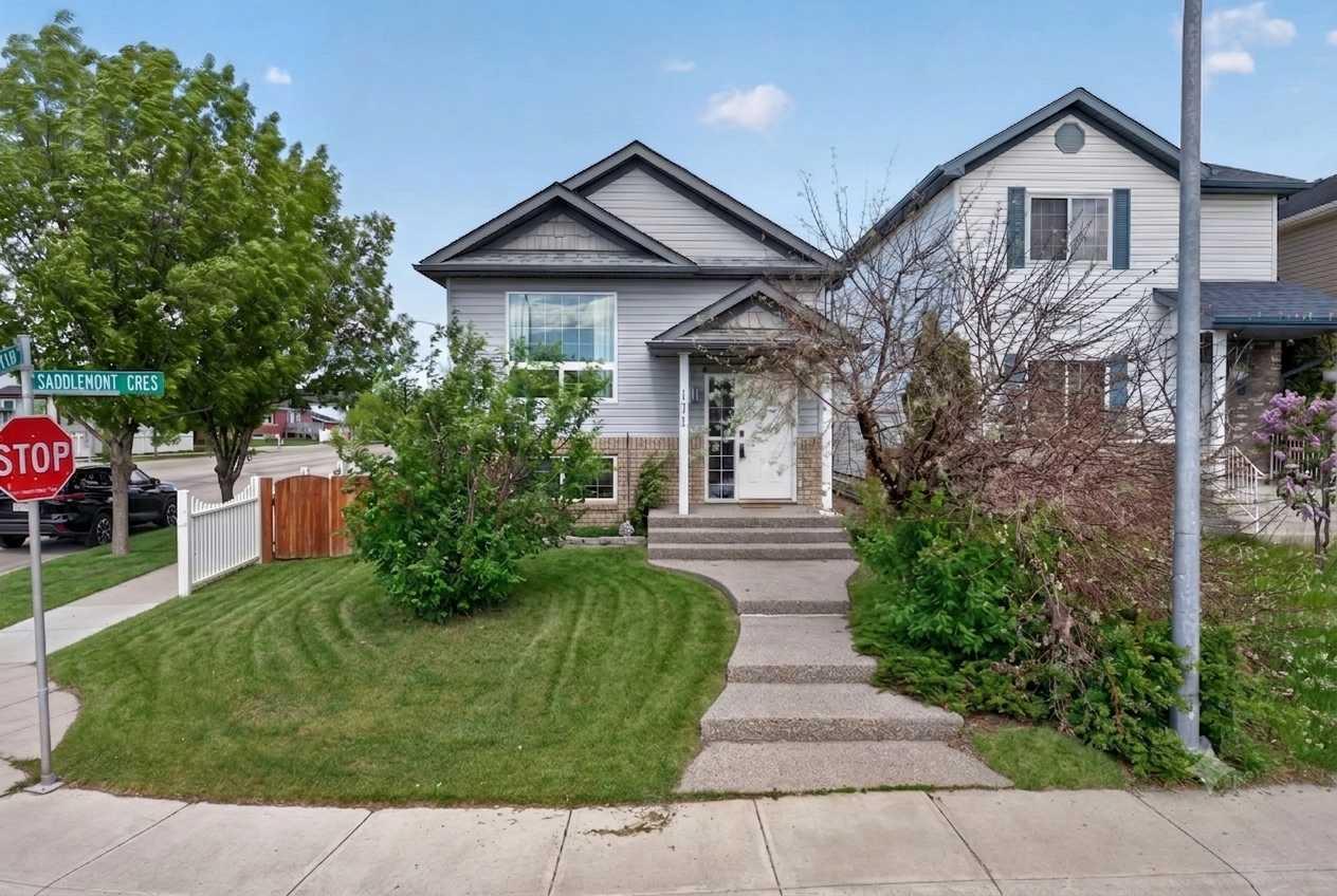 171 Saddlemont Crescent NE