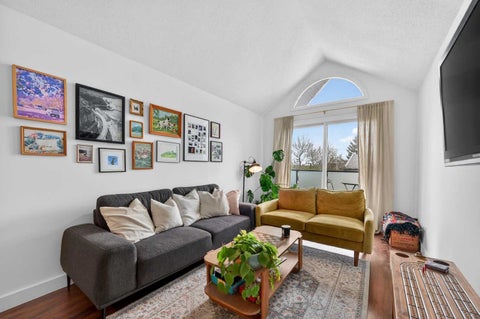 Photo of 717 4A Street NE #401, Calgary, AB T2E 3W1 (MLS # A2312742)