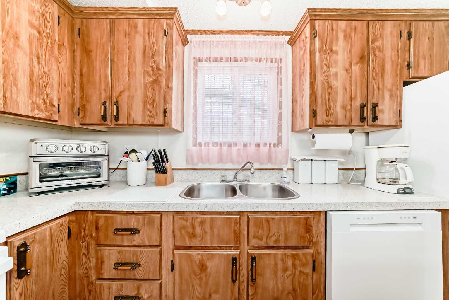 99 Arbour Lake Road NW 138