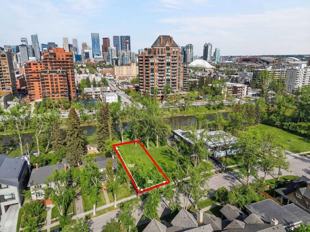 Photo of 312 Roxboro Road SW, Calgary, AB T2S 0R3 (MLS # A2293929)