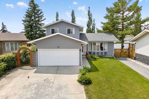 Photo of 12 Berkley Place NW, Calgary, AB T3K 1A7 (MLS # A2325665)
