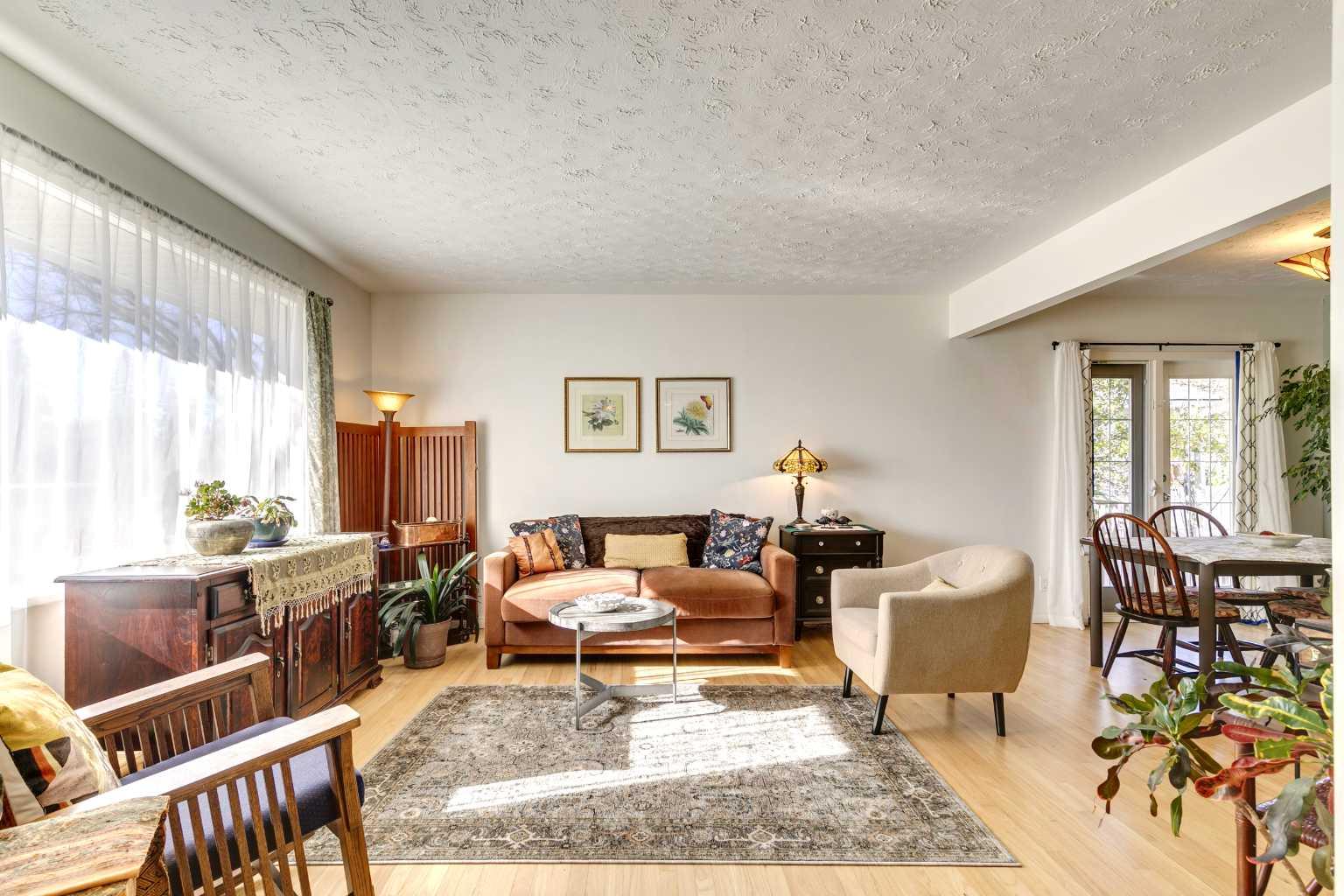 4736 Worcester Drive SW