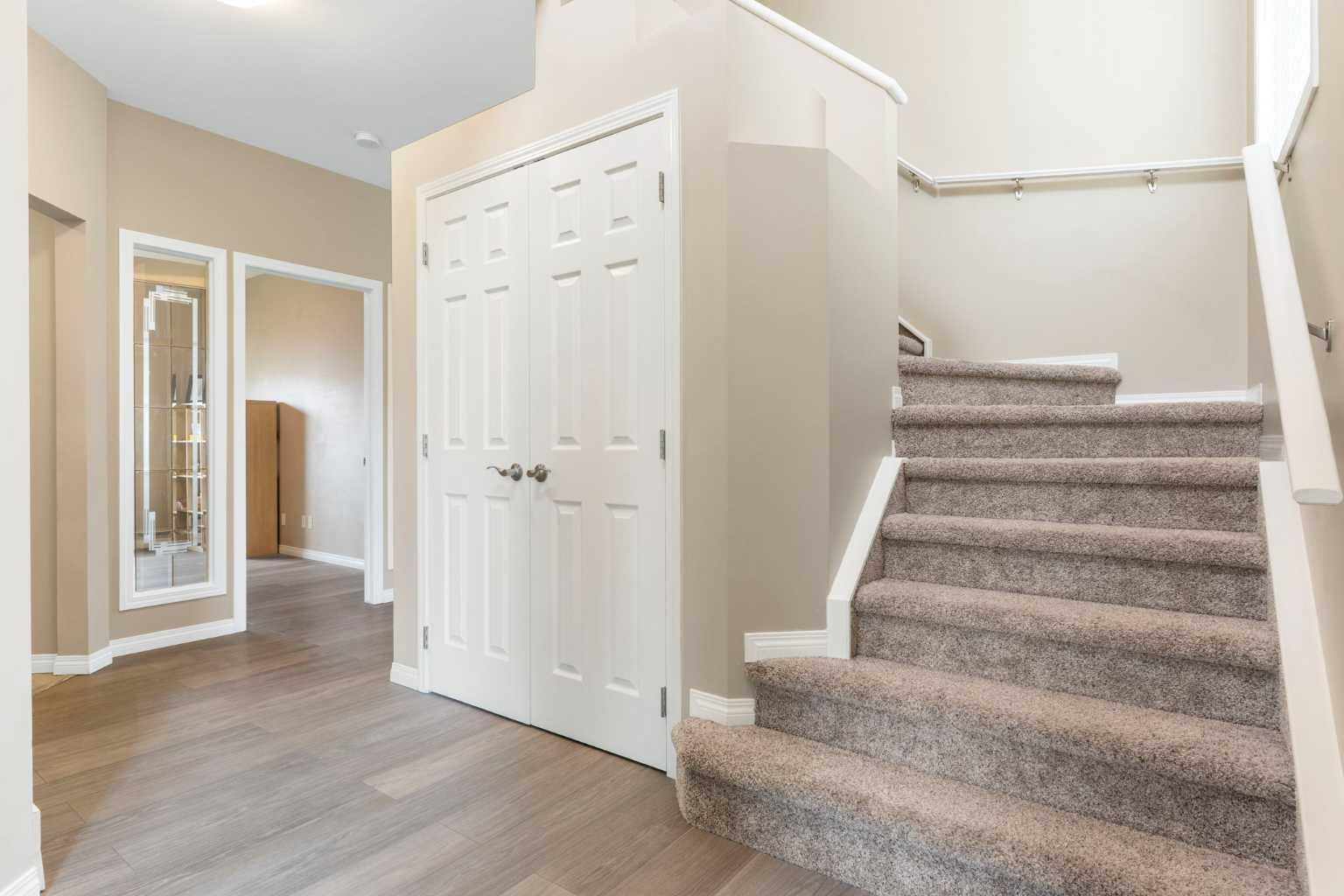 63 Citadel Ridge Green NW