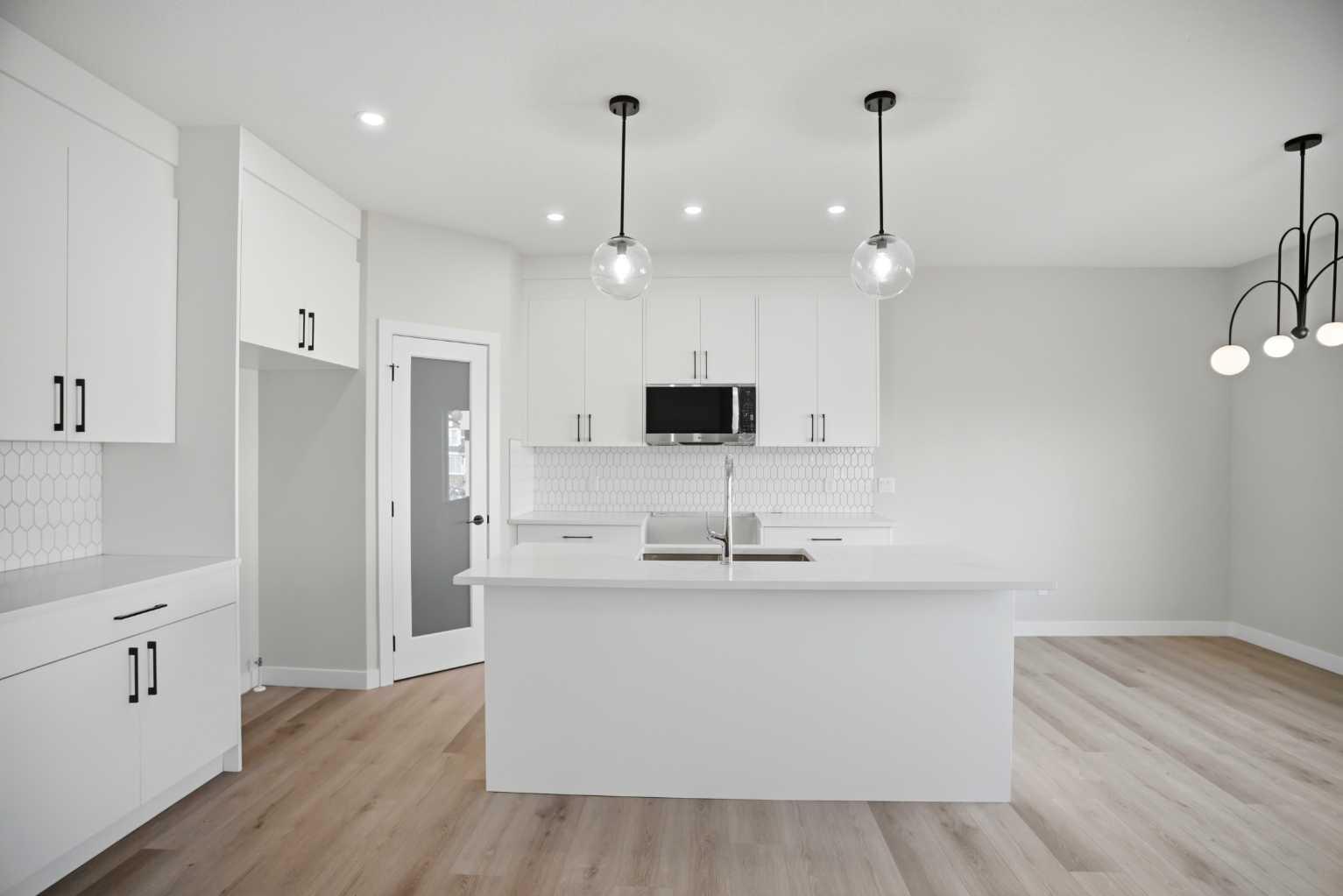 109 Corner Glen Green NE