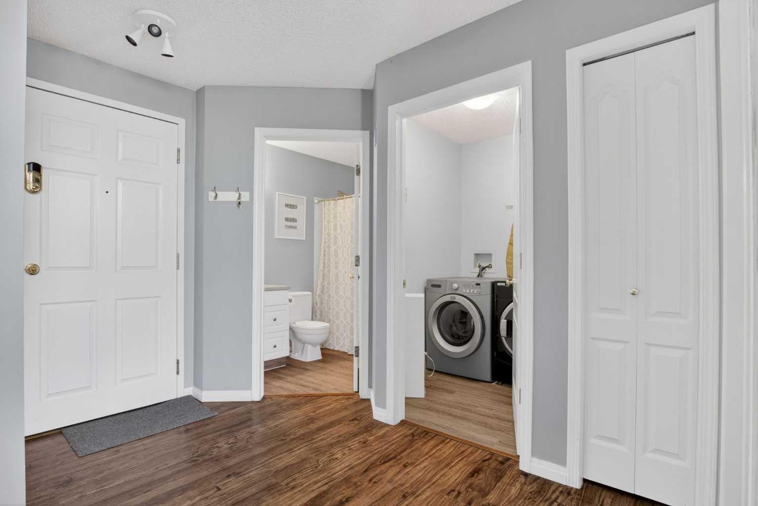 10 Sierra Morena Mews SW 418
