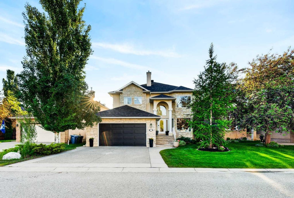 Photo of 165 Strathlea Place SW, Calgary, AB T3H 4T5 (MLS # A2324615)