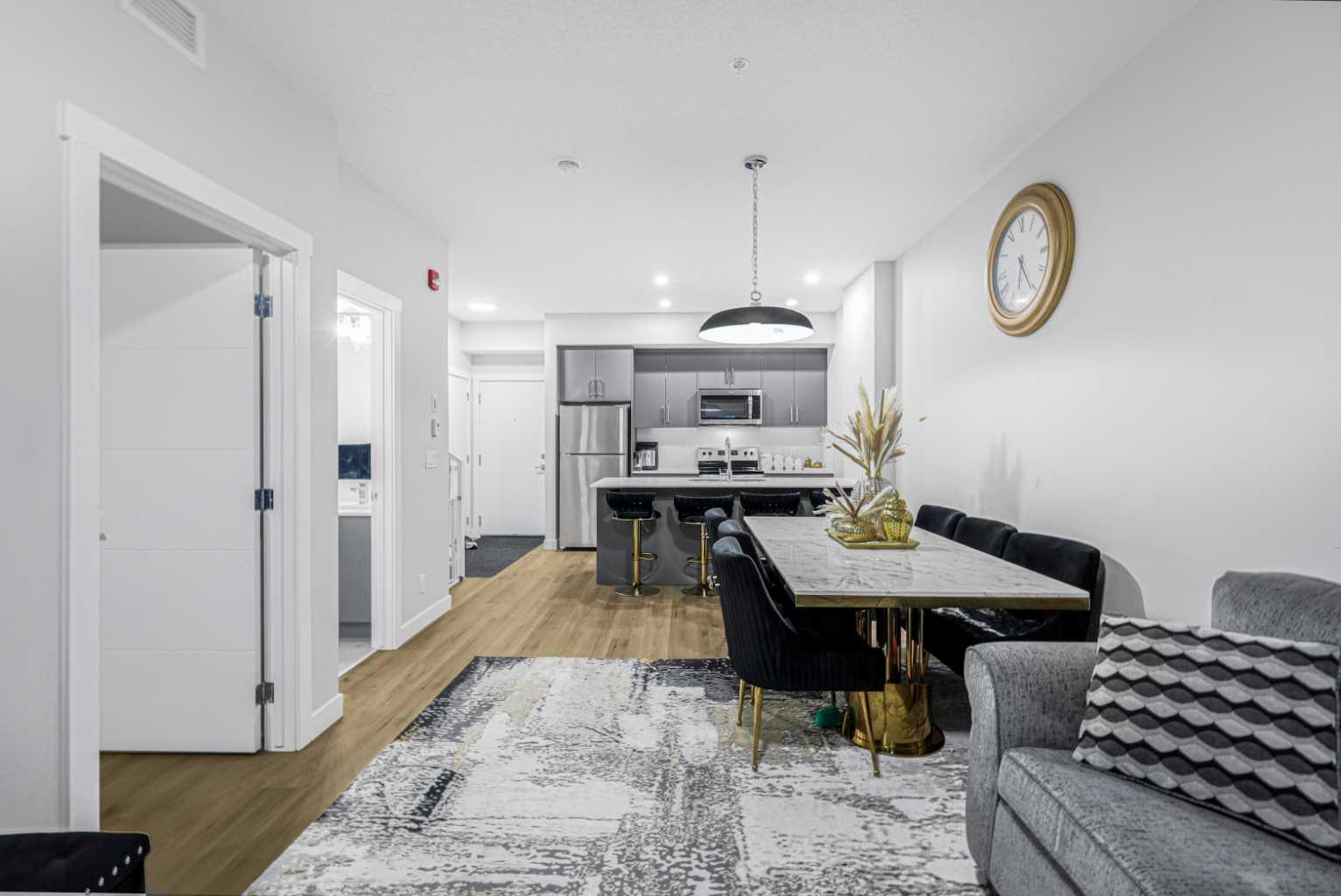 151 Skyview Bay NE 2226