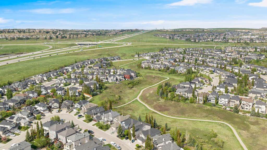 Photo of 34 Kincora Drive NW, Calgary, AB T3R 1K8 (MLS # A2315442)