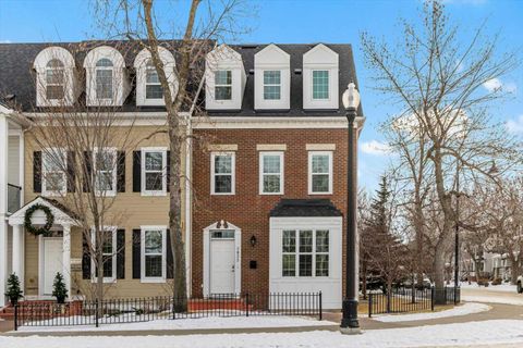 Photo of 2833 Dallaire Avenue SW, Calgary, AB T3E 7T2 (MLS # A2278595)