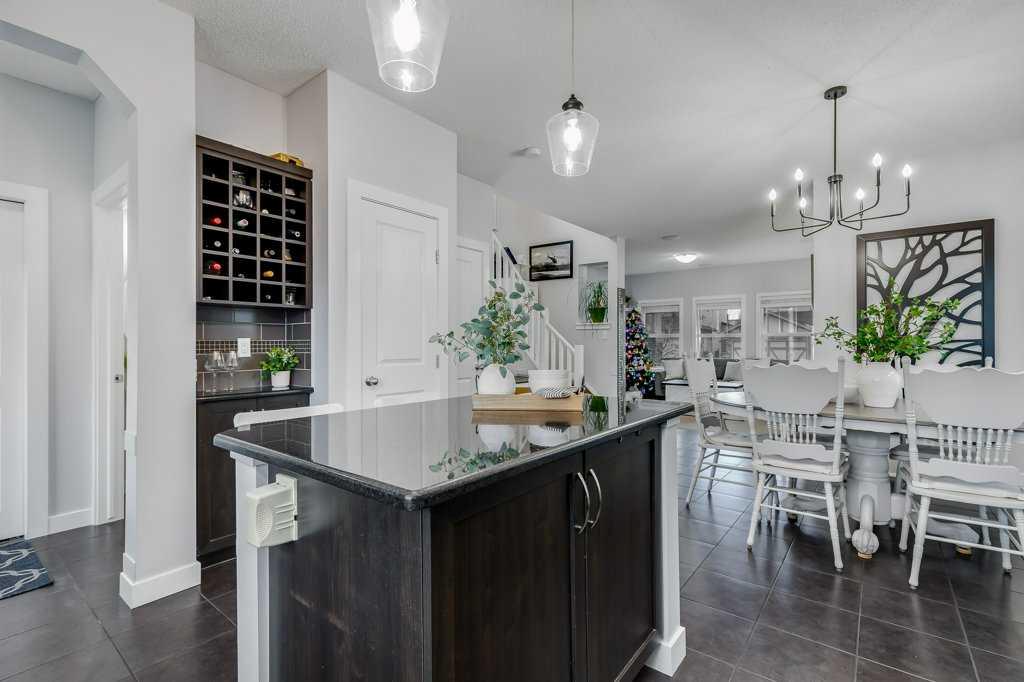 1065 Kingston Crescent SE