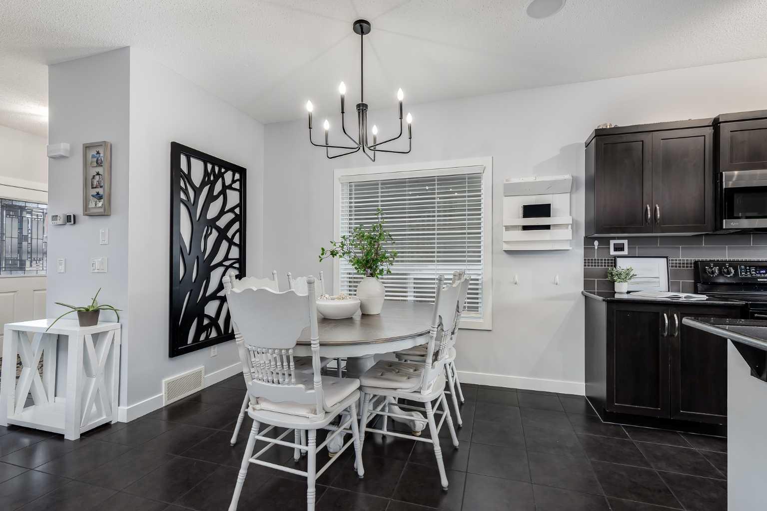 1065 Kingston Crescent SE