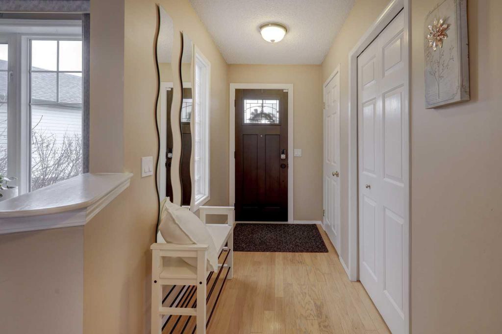 Photo of 135 Coverdale Court NE, Calgary, AB T3K 4J7 (MLS # A2284205)