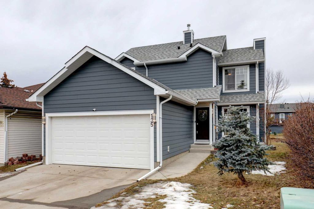 Photo of 135 Coverdale Court NE, Calgary, AB T3K 4J7 (MLS # A2284205)