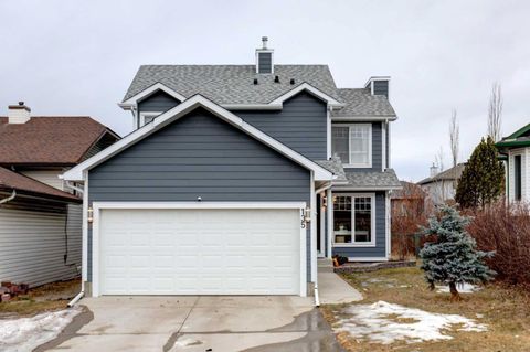 135 Coverdale Court NE Calgary AB T3K 4J7