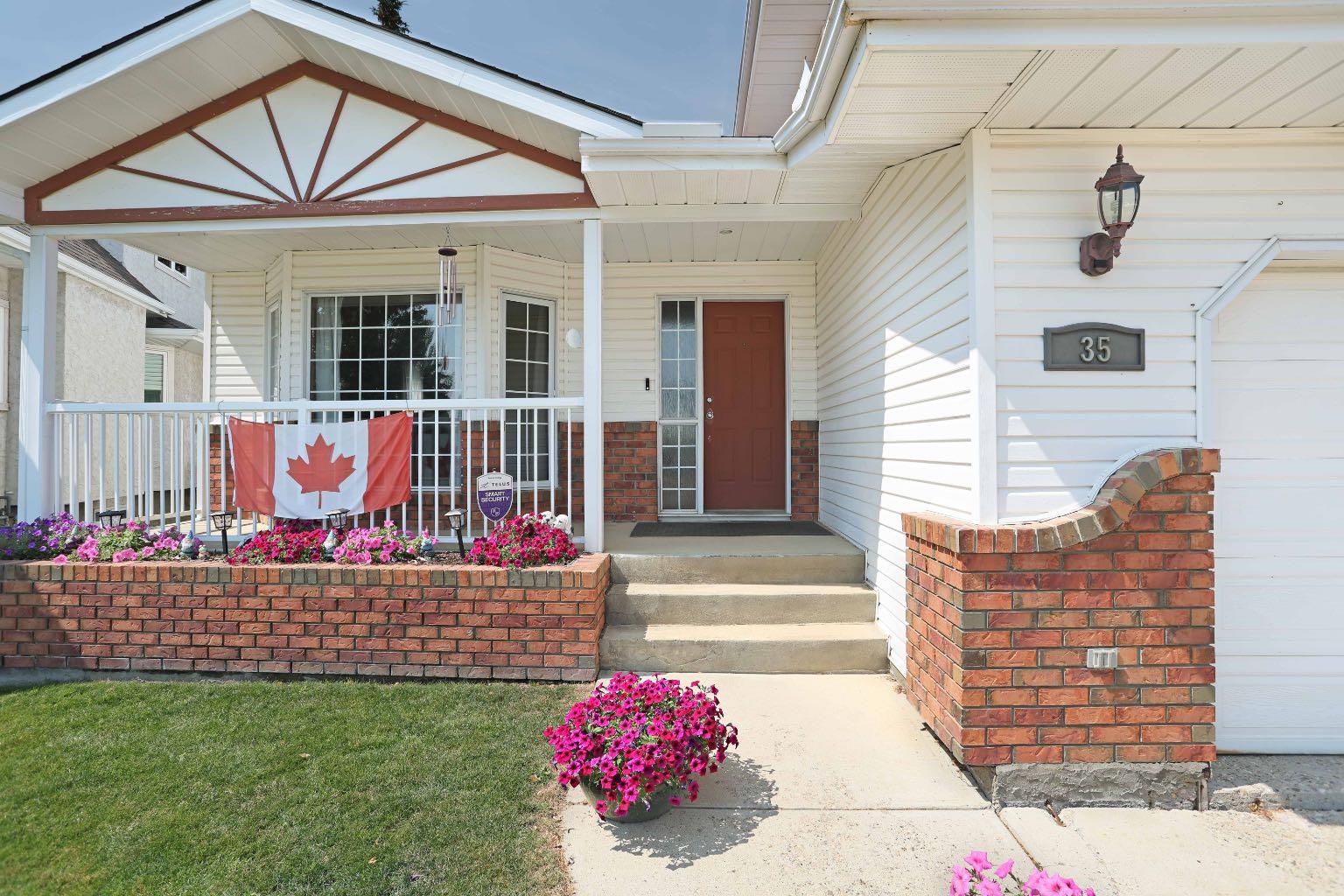 35 Parkland Close E