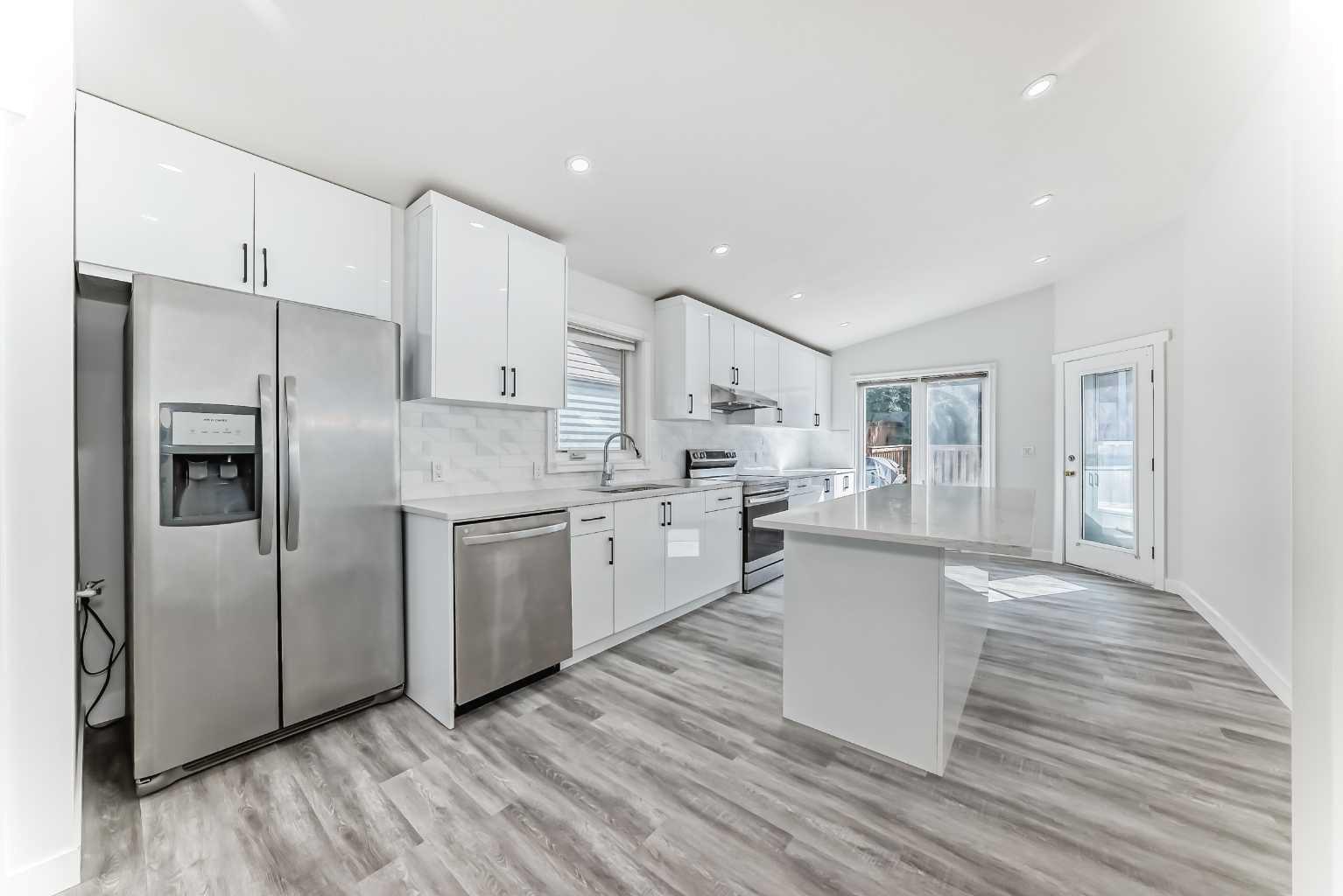 96 Douglas Ridge Close SE