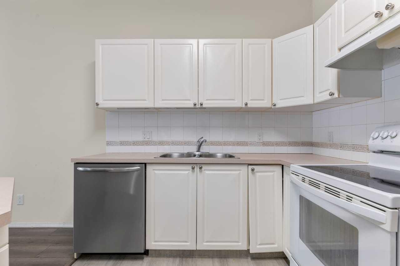 2850 51 Street SW 114