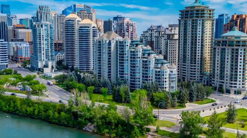 1108 6 Avenue SW 1701 Calgary AB T2P 5K1