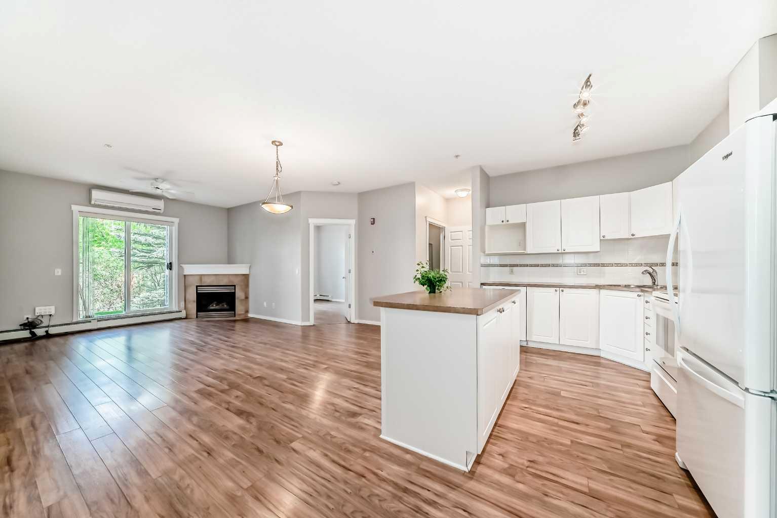8 Country Village Bay NE 109